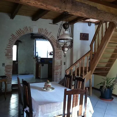 בית נופש Pres De L'auberge