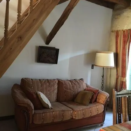 Pres De L'auberge Semesterbostad