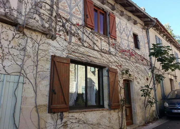 Pres De L'auberge